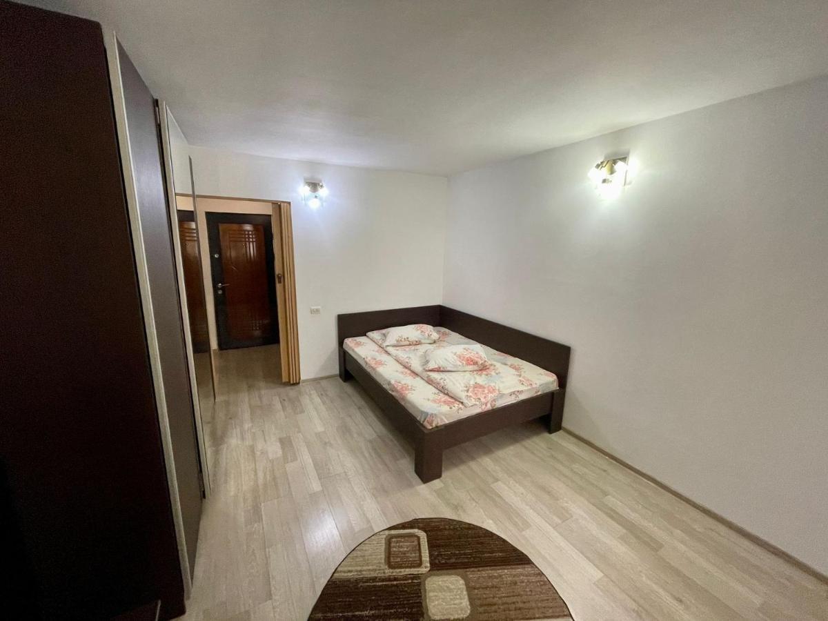 Garsoniera Moderna Parcare Internet Apartment Pitesti Bagian luar foto